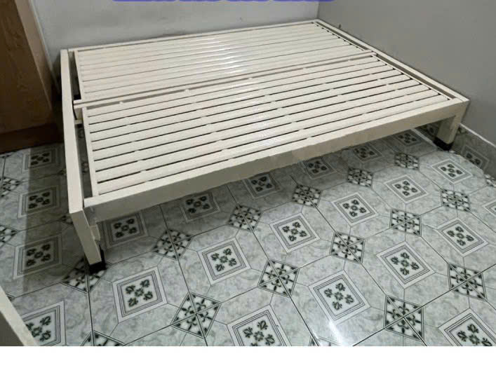 Giường sắt pallet kiểu mới 1m6x2m